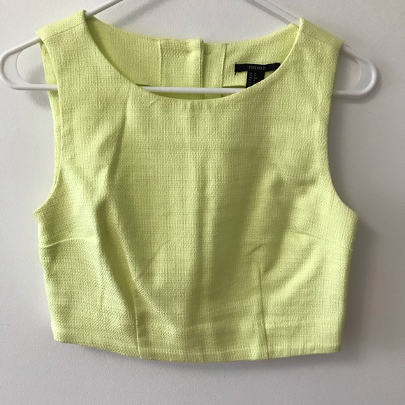 ⭐️HOST PICK⭐️ FOREVER 21 BUTTON UP BACK CROP TOP - Picture 3 of 3